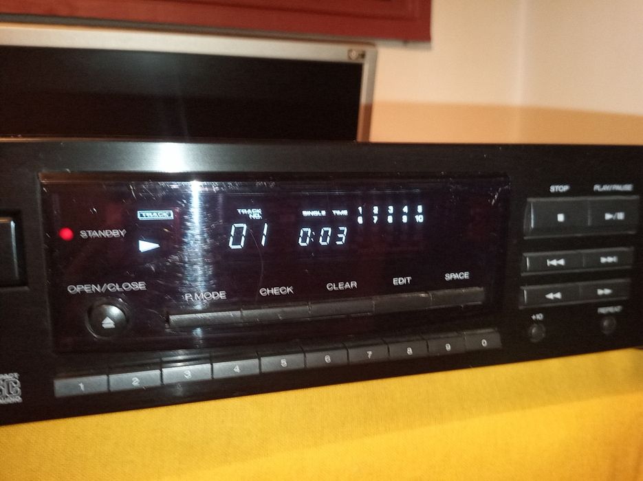 Leitor de Cd's Kenwood  mod DP 2080