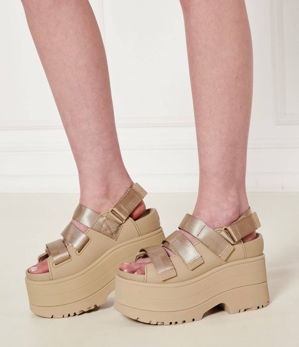 Хіт!! Оригінальні Сандалі UGG goldenrise босоніжки на високій підошві чорні білі молочні