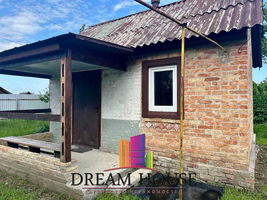 Продаж добротного будинку с. Мошни