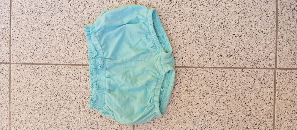 Roupa de menina 1 euro cada