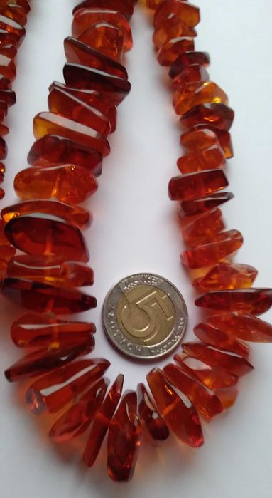 Zawieszka wisior naszyjnik świat Bursztynu antyki prl Bytom