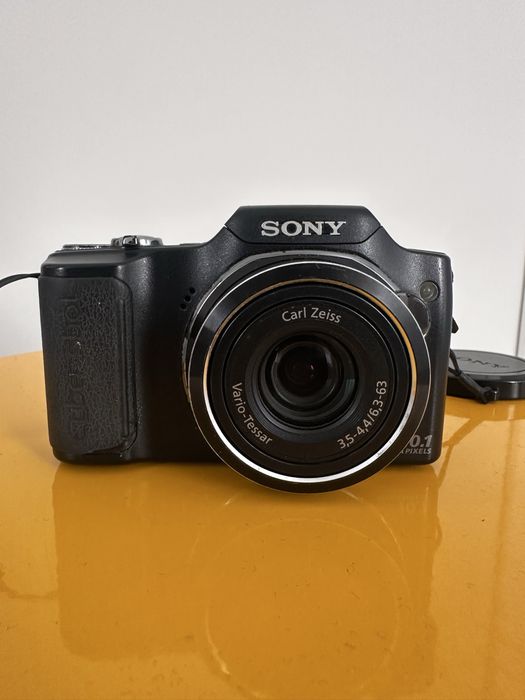 фотоапарат Sony Cyber-Shot DSC- H20.