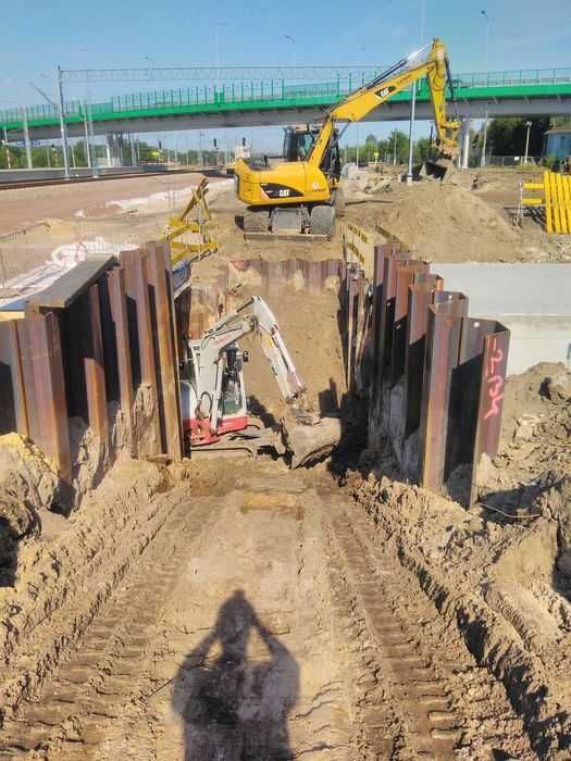 Uslugi/Wynajem Mini Koparka/ Koparka Drogi, Wyburzenia,Transport