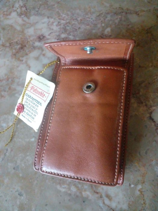 Carteira nova em PELE GENUINA para tabaco e isqueiro
