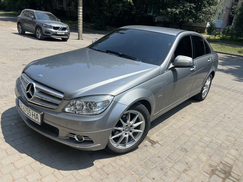 Mercedes-Benz w204