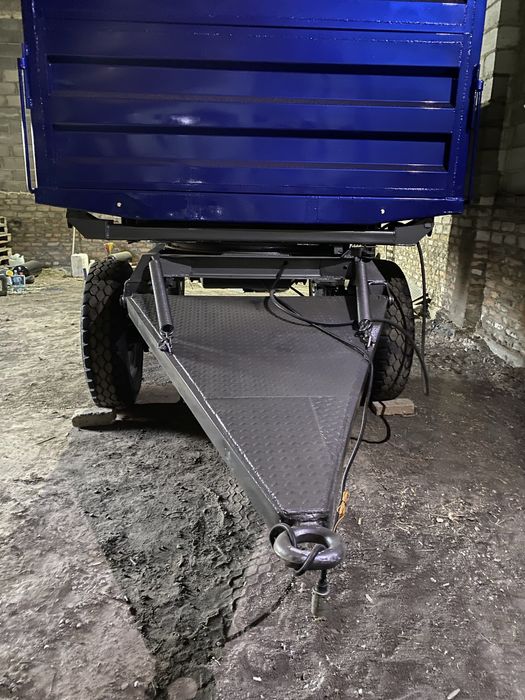 Продам прицеп тракторный ГБК