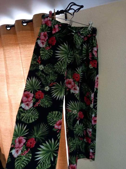 Calças de tecido compridas florais