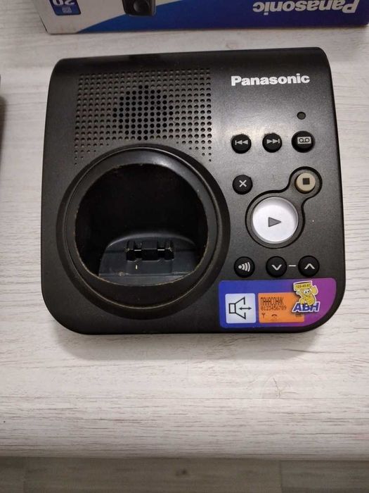 Телефон Panasonic KX-TG7227UA