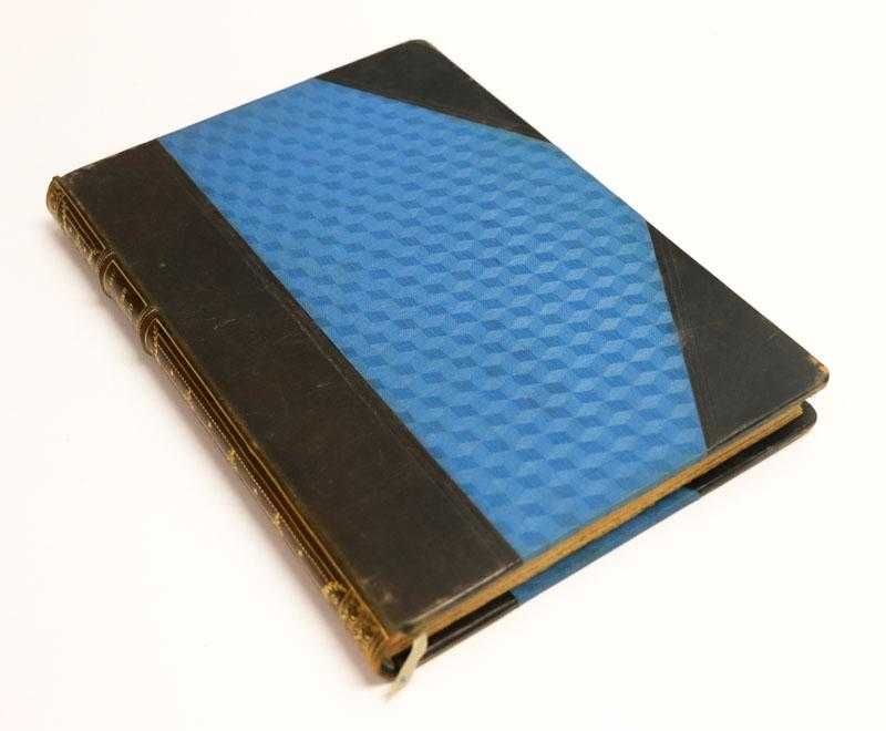 Mulher de luto: processo ruidoso e singular, de Gomes Leal