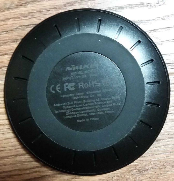 Продам беспроводную зарядку для Nillkin Magic Disk4 (MC017)