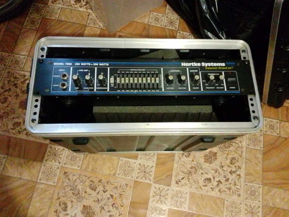 Hartke 7000 - Head basowy wzmacniacz 700 w - stan bardzo dobry