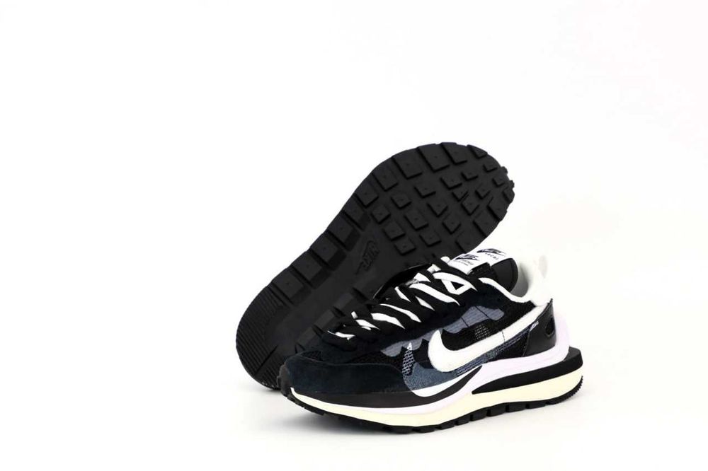 Чоловічі кросівки Sacai Nike VaporWaffle "Black/White" v1. 40-45