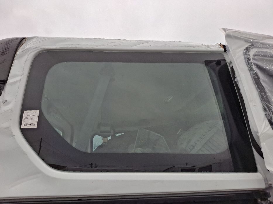 Vidro triangular da porta trás direito OPEL Vivaro B Combi (X82)