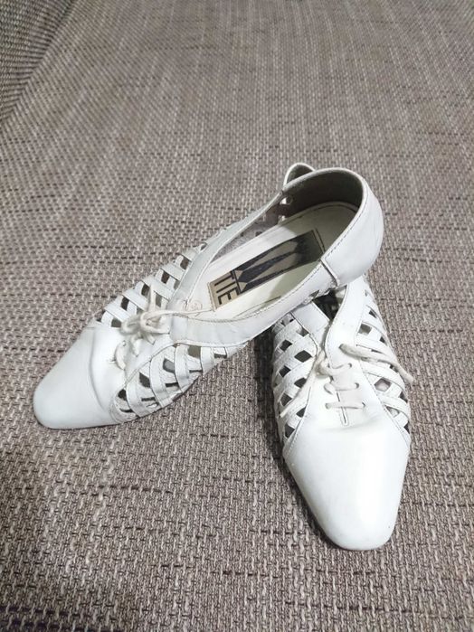 Туфлі жіночі шкіряні в сіточку 36 розміру