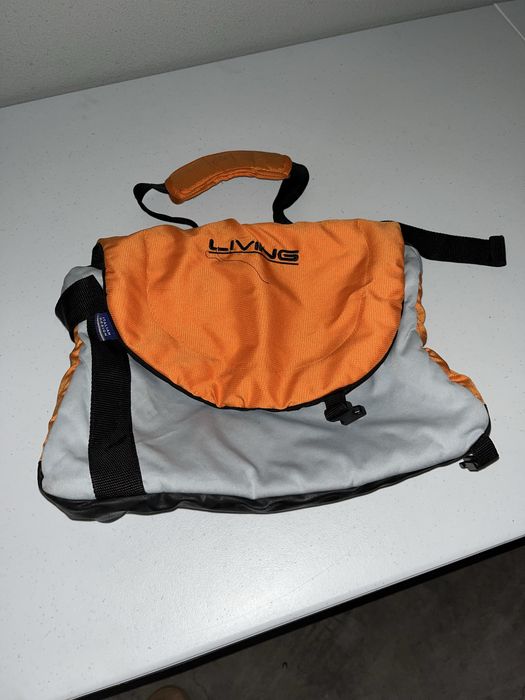 Conjunto de bebe (Ovo, Alcofa e Carrinho)
