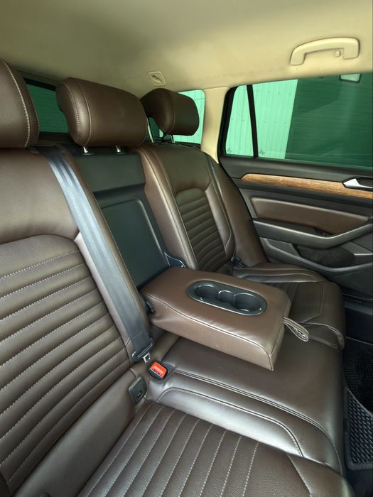 Volkswagen Passat B8 2015