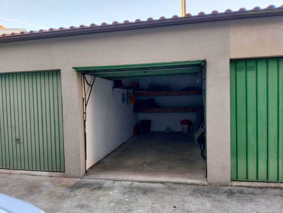 Arrenda-se garagem fechada, na Gafanha da Nazaré
