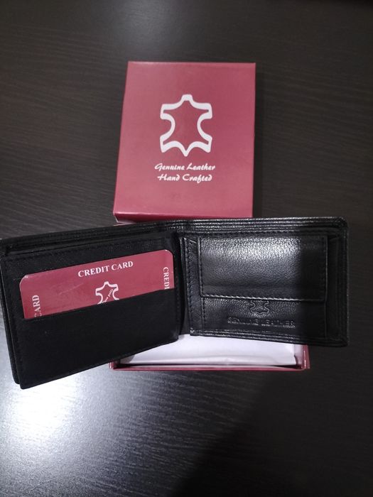 Carteira RFID em pele preta