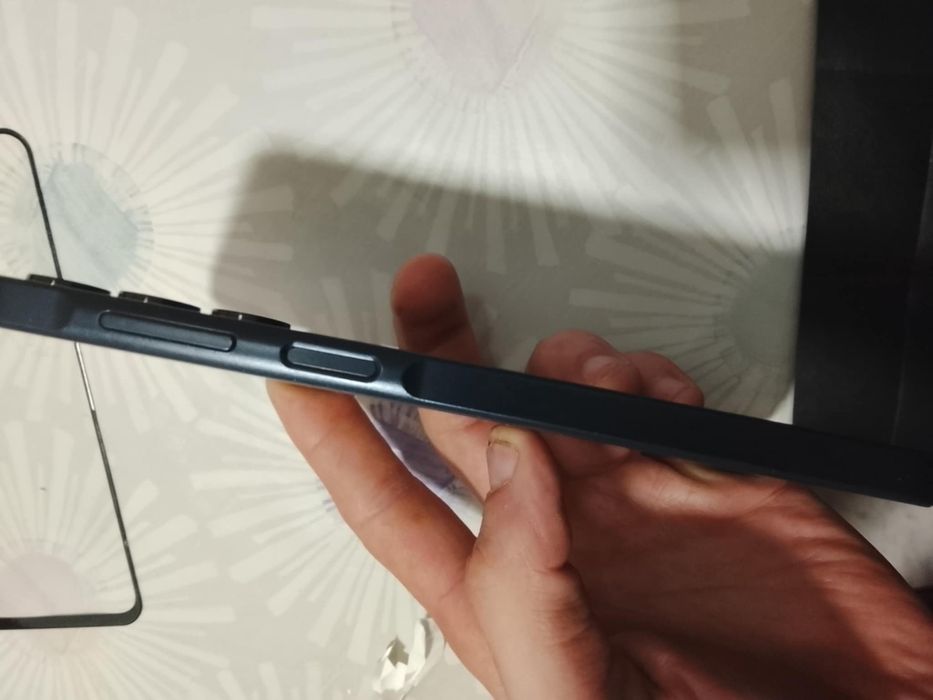 Vendo telemóvel Samsung galaxy A16, 5G desbloqueado black blue