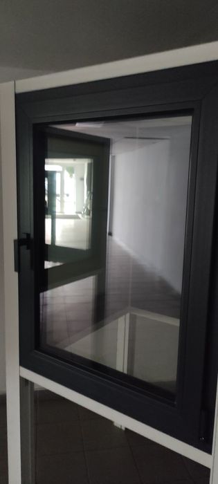 Producent okien PCV i Aluminium.