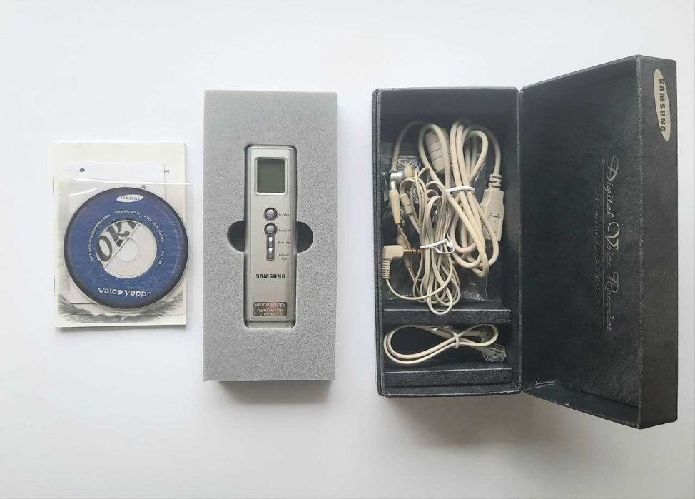 Цифровий диктофон Samsung BR-1640. Цифровий диктофон