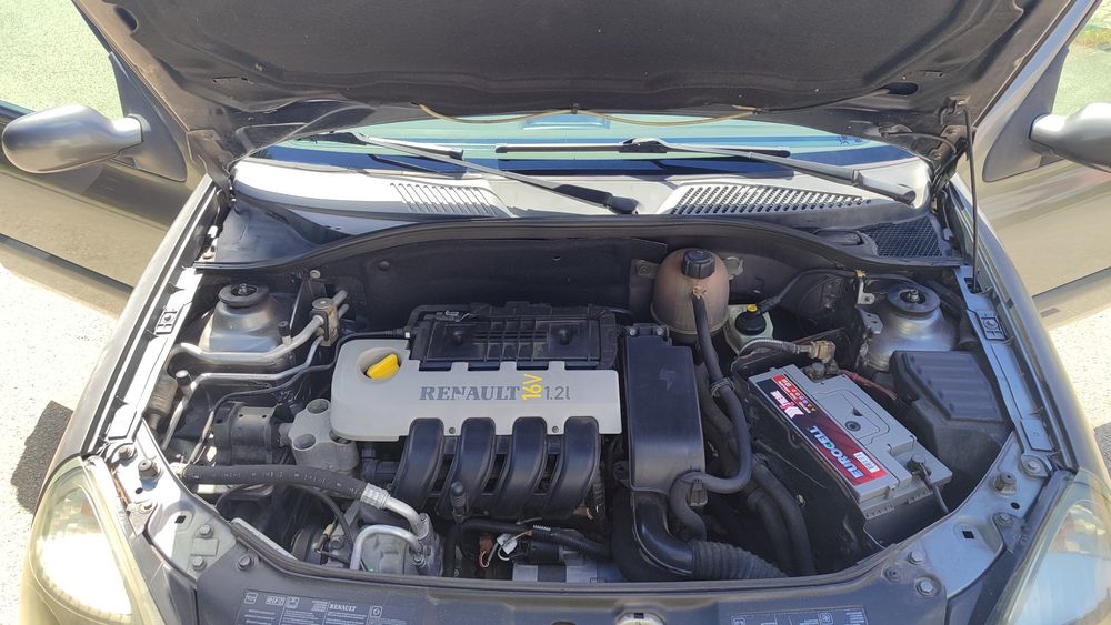 Renault Clio 2003