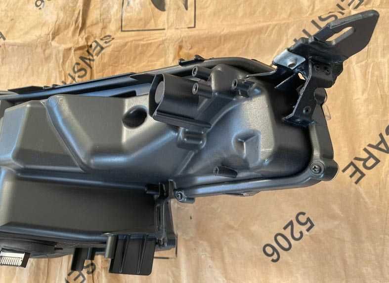 otica frontal ESQ toyota C-HR I . fase 1 - FULL LED
