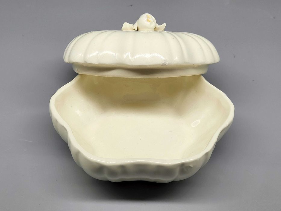 Puzderko na biżuterię z pokrywą CAPUANI Vecchia Este vintage