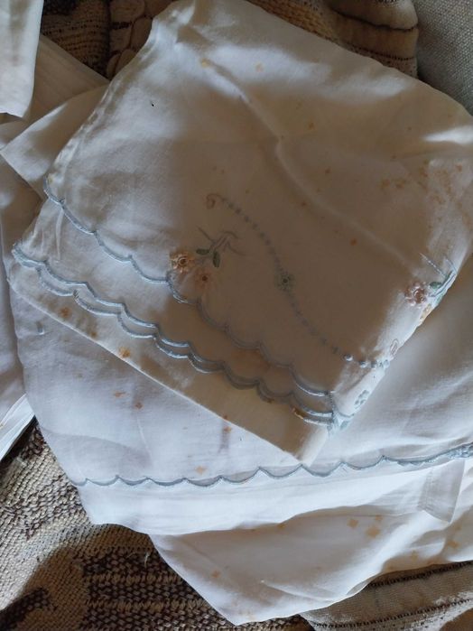 Conjunto de lençóis para berço