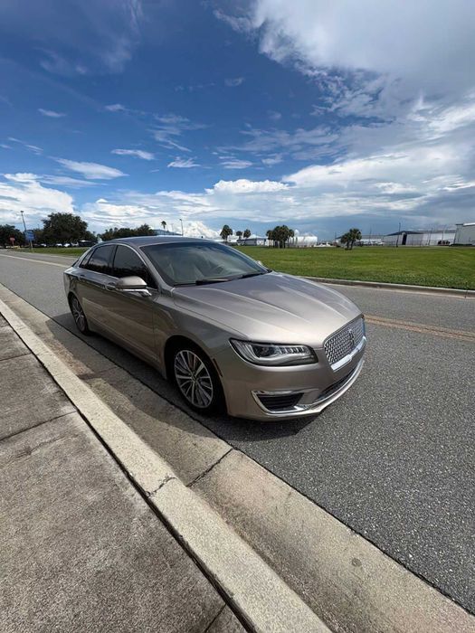 Lincoln MKZ      2018