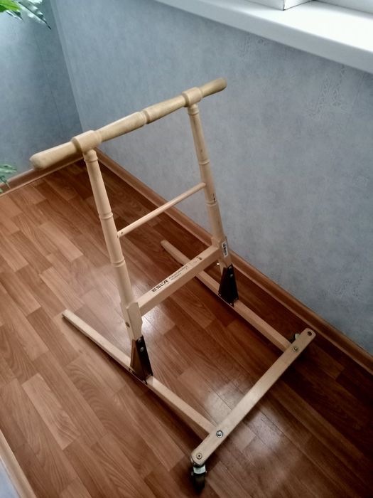 Продам ходунки для пожилых людей