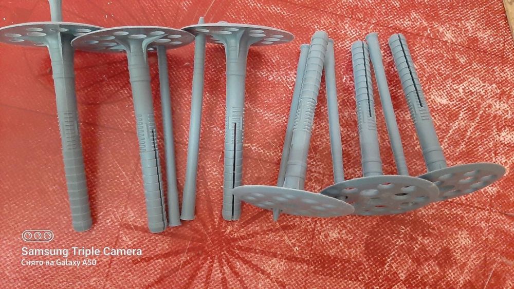 Дюбеля для утепления фасада