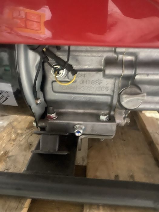 Бензогенератор Honda EP2500 CX - AVR GX160  Оригинал Япония !