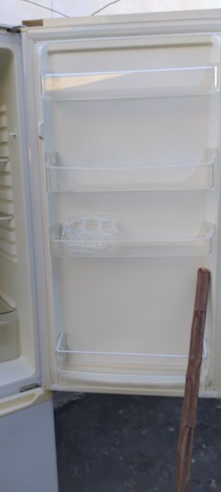 Frigorífico combinado Electronia!