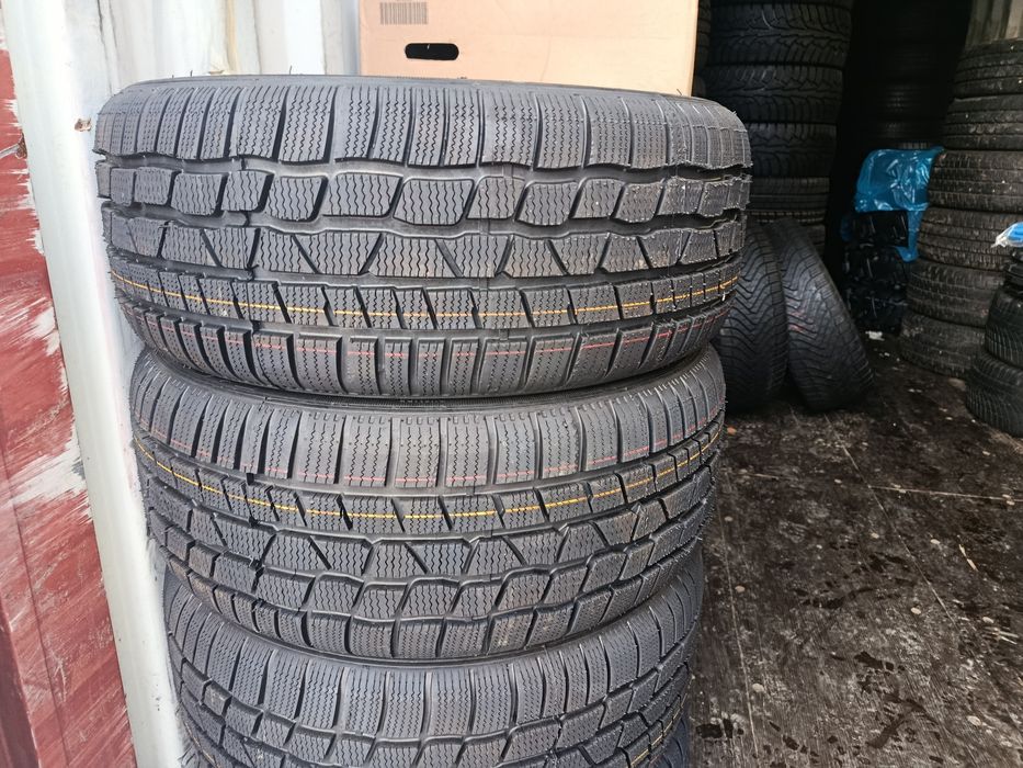 Opony Zimowe 225/40R18 Bieżnikowane Komplet Jasło