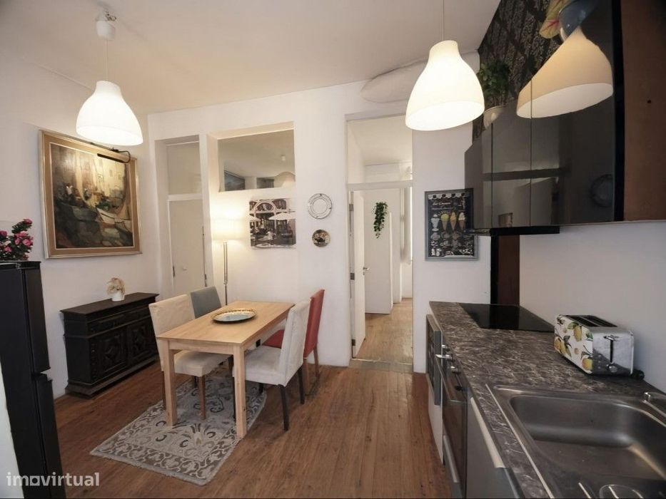 Apartamento T3 na Baixa Pombalina