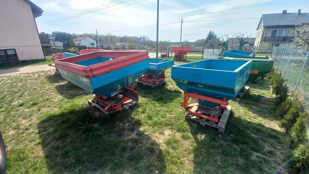 Rozsiewacz nawozów SULKY Kuhn  Kverneland