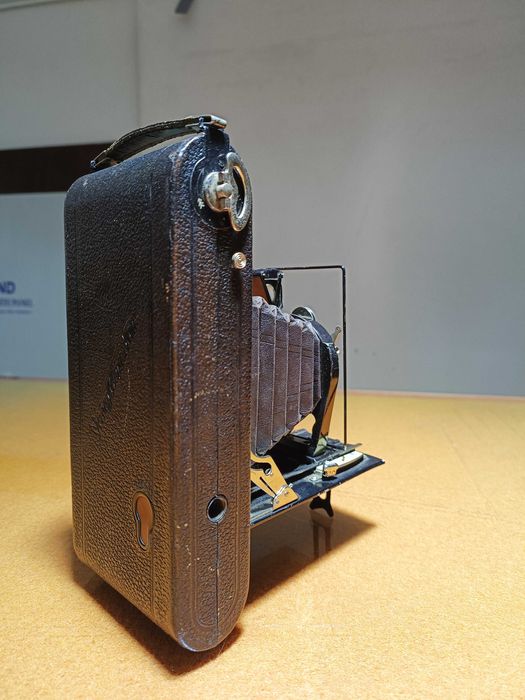 Maquina fotográfica de Fole - Voigtländer 6x9