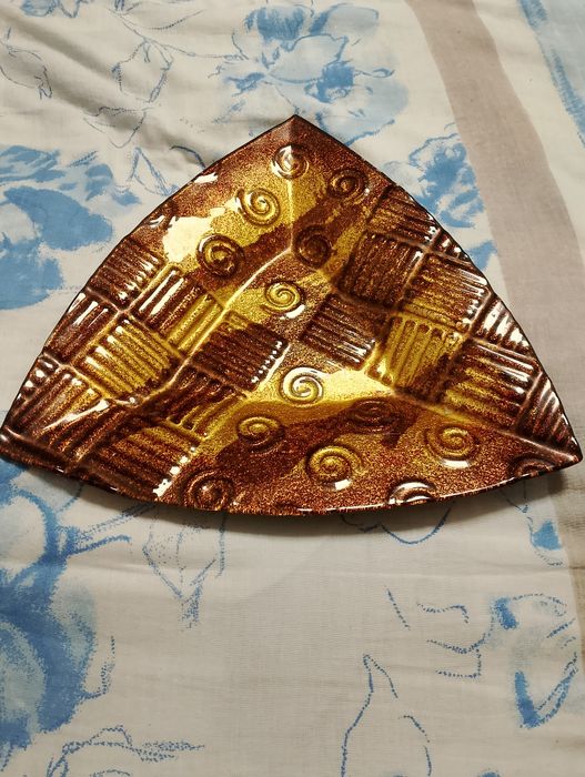 Kryształy i patery porcelanowe