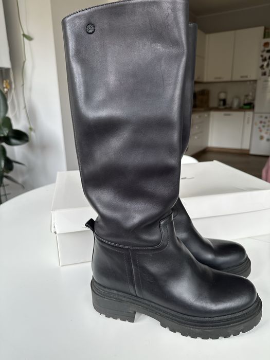 Чоботи Качоровська