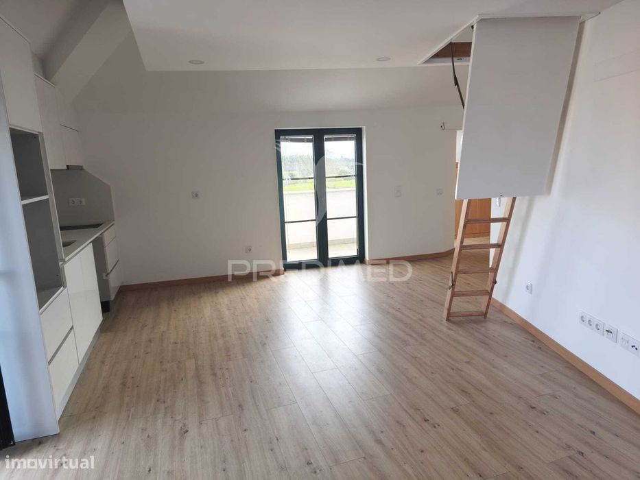 Apartamento novo  T0+1 no centro de Ovar