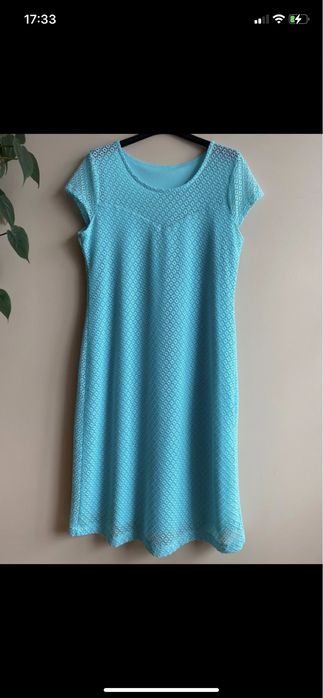Turkusowa sukienka