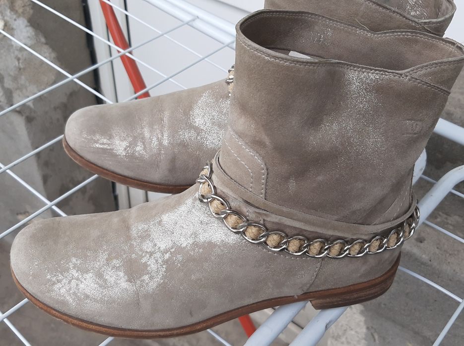 Ботінки шкіра 38р