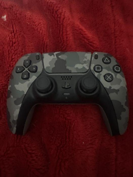 Comando PS5 Dualsense (muito pouco usado)