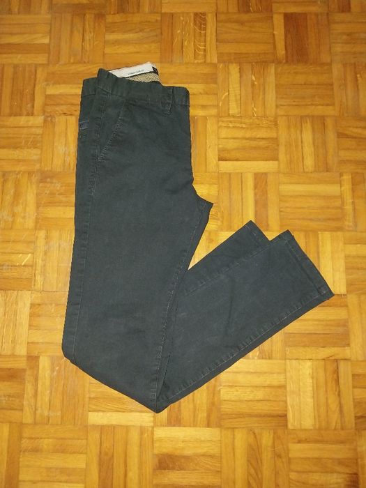 Calças para jovem