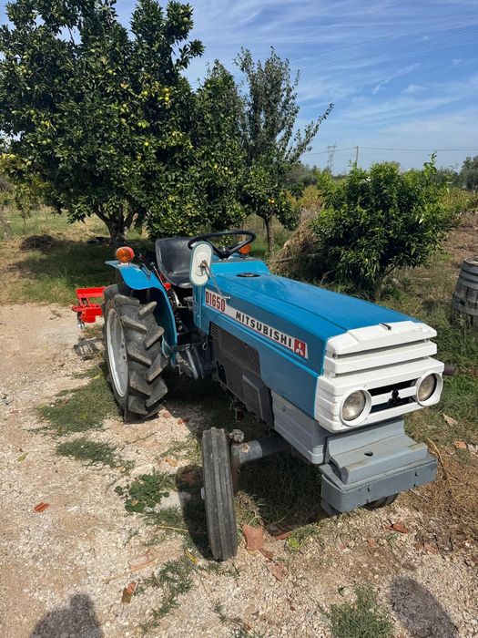 Trator Mitsubishi D1650