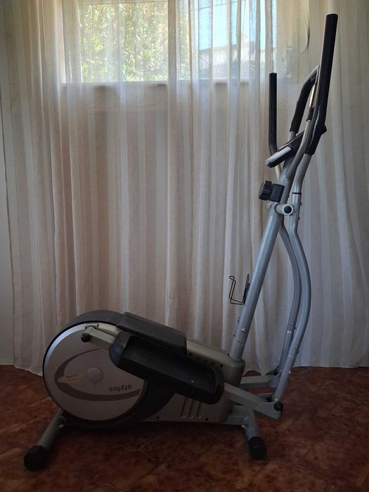 Bicileta elíptica BH Fitness