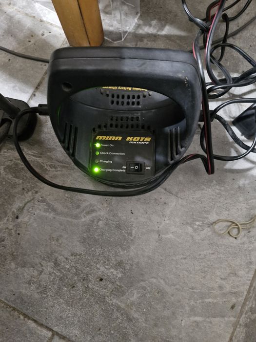 Ładowarka Minnkota 110Pe