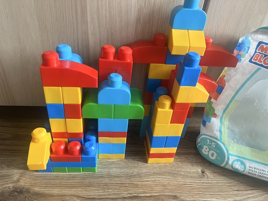Zestaw klockow 80 szt fisher price