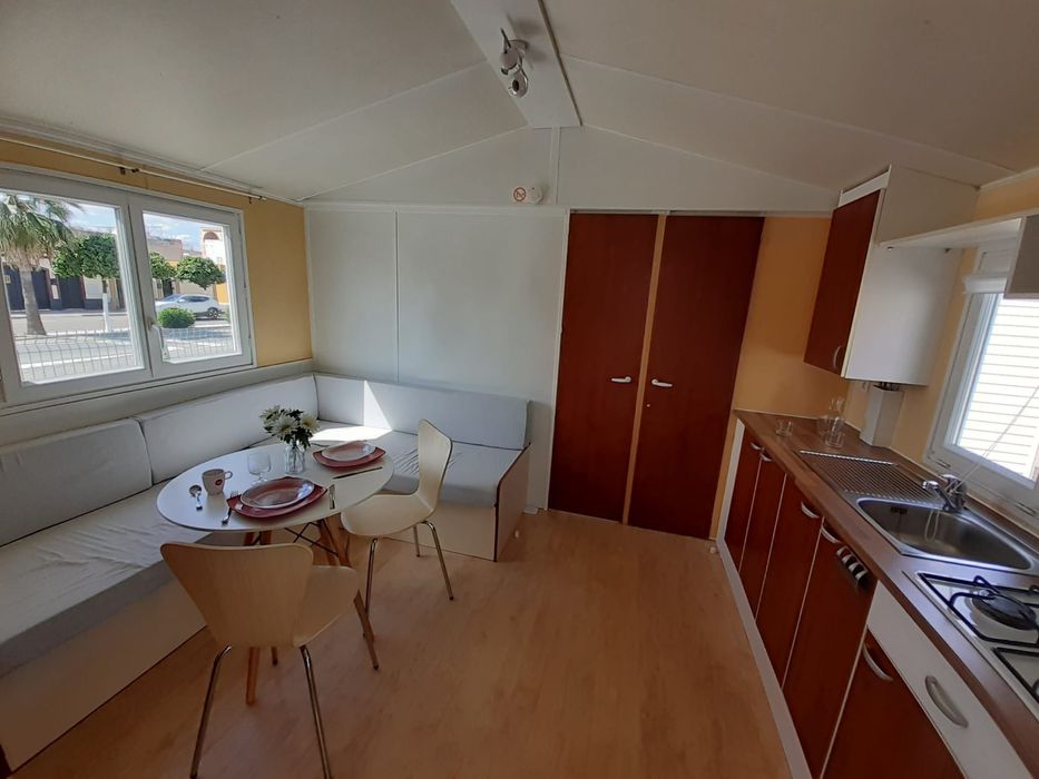 CASA MÓVEL USADA TRIGANO DE 8X4 METROS EM LAGOS.